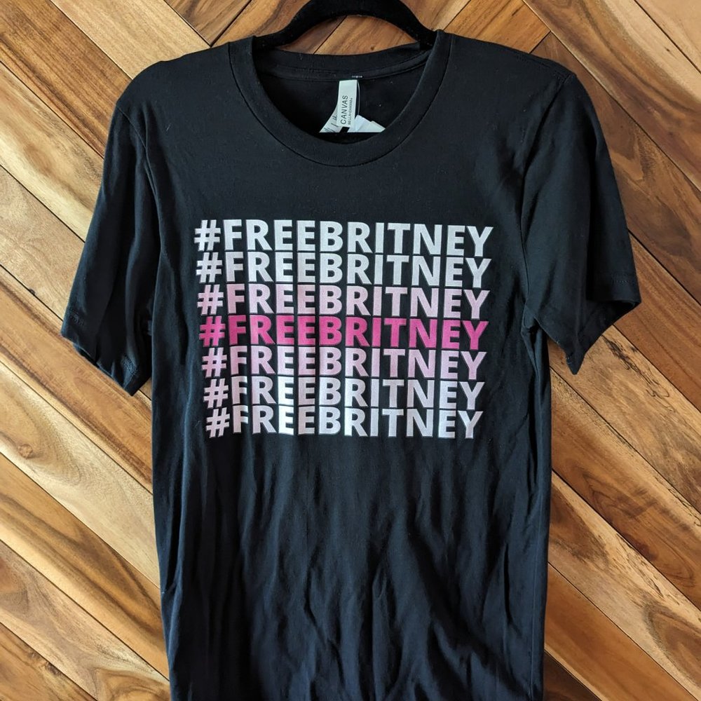 🎉 4 for $25 🎉 FREE BRITNEY Short Sleeve Crew Neck T Shirt NWT - Picture 4 of 8